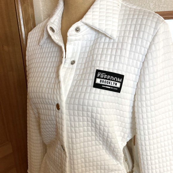 Chic Letter Patched  Flounce Sleeve Shirt Dress - Picture 14 of 16